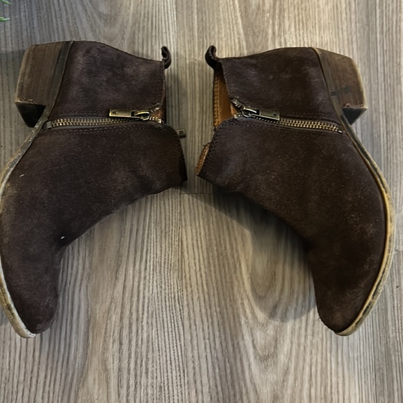LUCKY BRAND DARK BROWN GENUINE SUEDE LK-BASEL ANKLE BOOTIES SIZE 7.5 - Picture 5 of 10